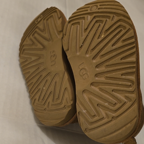 UGG Neumal II Chukka Tan Suede Toddler Boots sz 8 - Picture 7 of 10